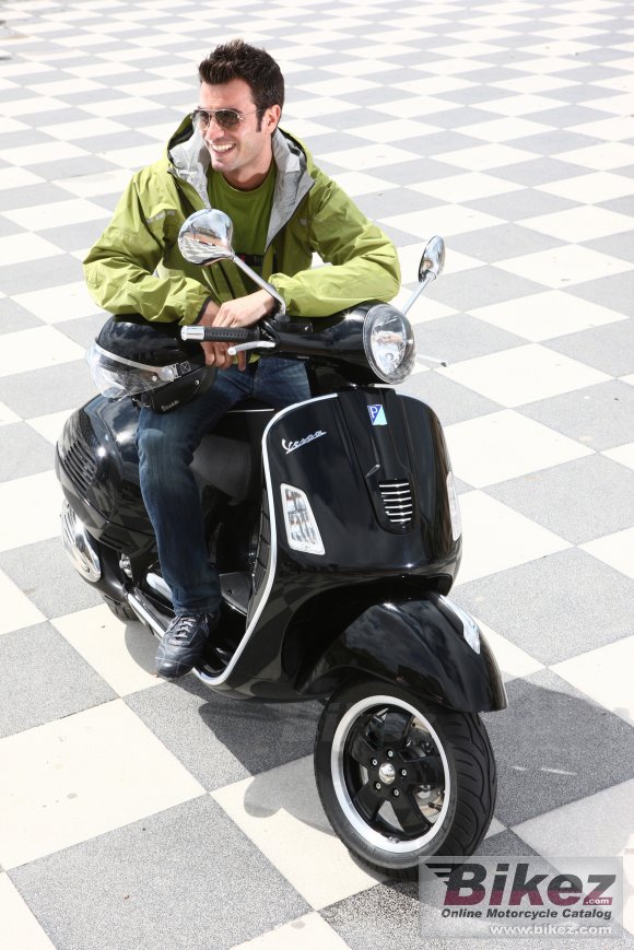 2009 Vespa GTS 300 Super