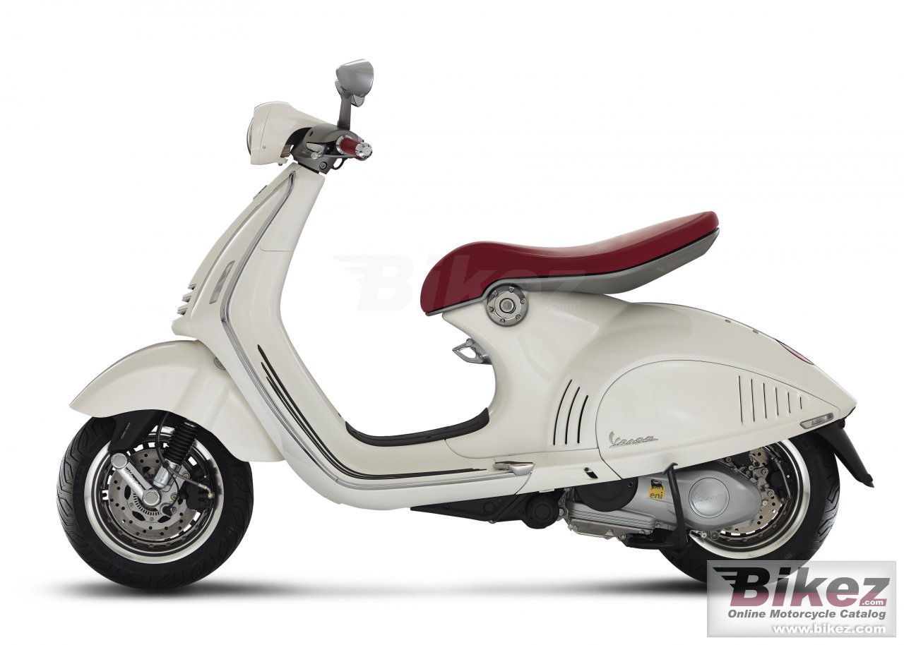 Vespa 946