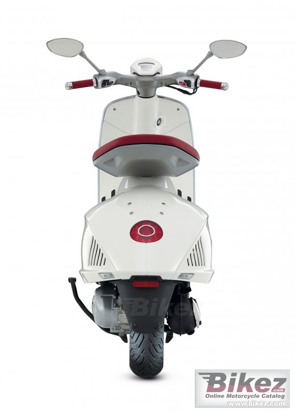 2014 Vespa 946