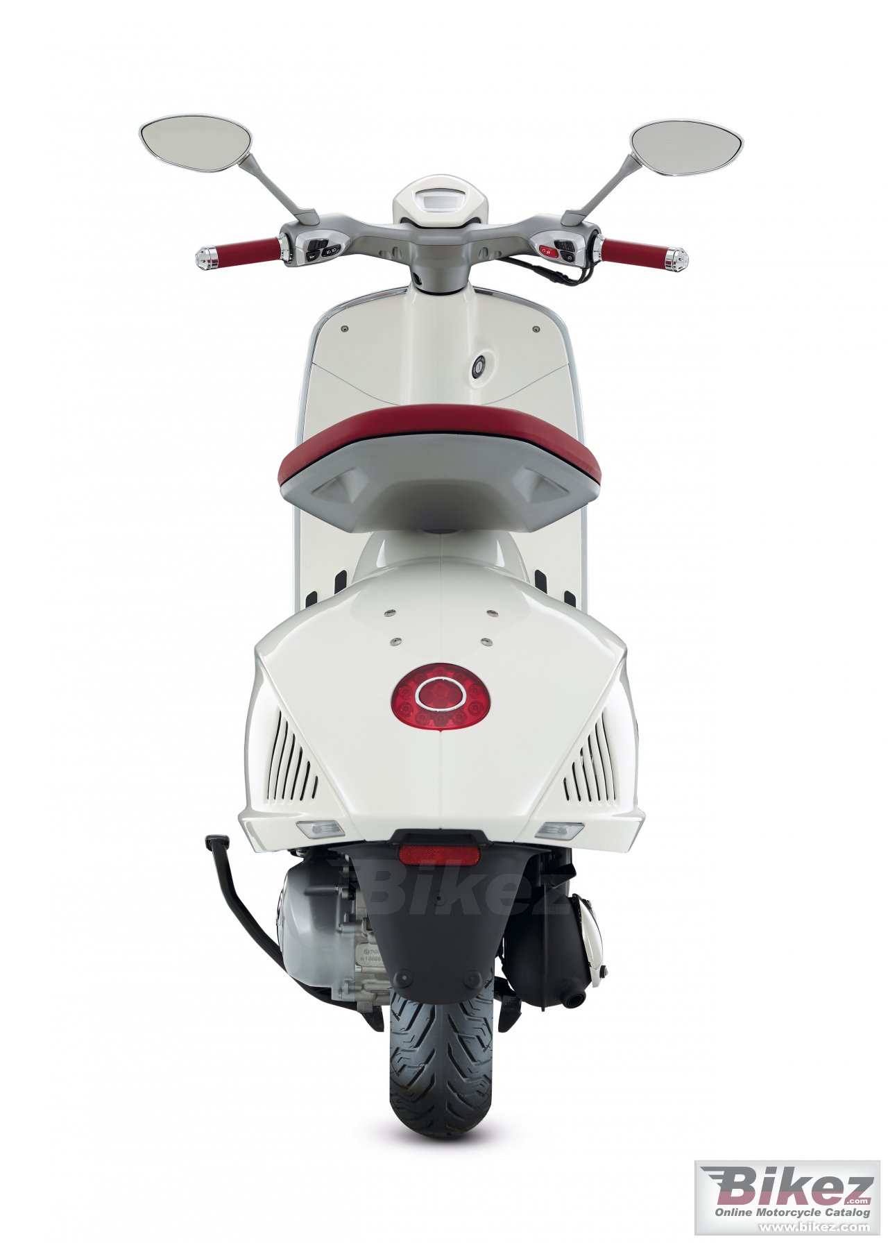 Vespa 946