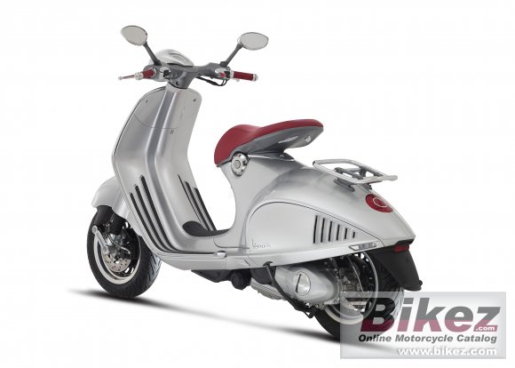 2015 Vespa 946