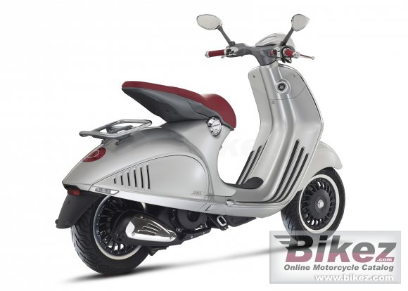 2015 Vespa 946