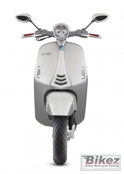 2015 Vespa 946