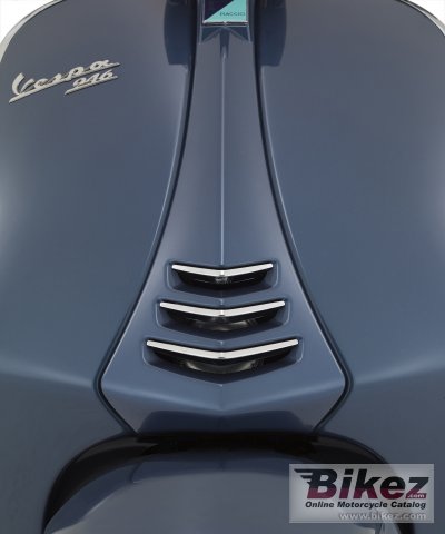 2015 Vespa 946