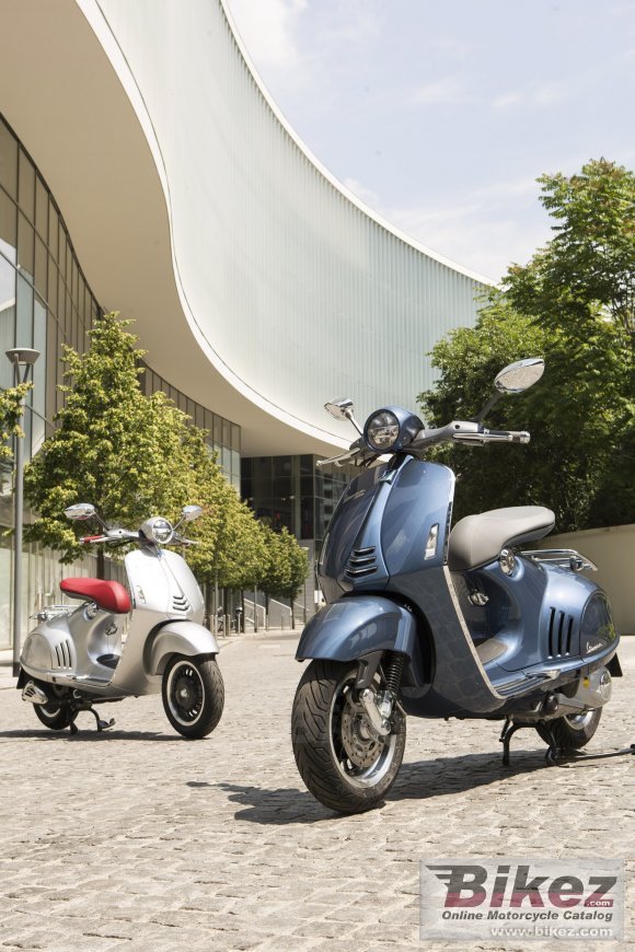 2015 Vespa 946