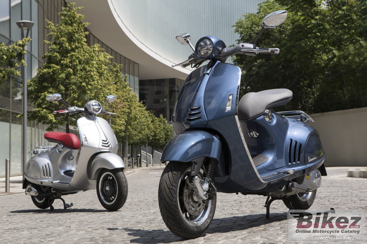 Vespa 946