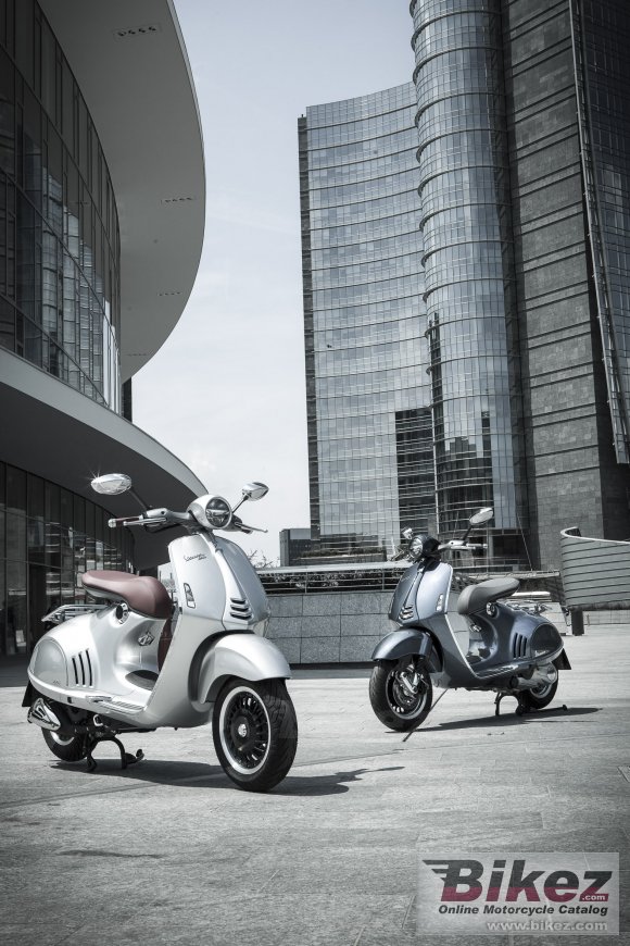 2015 Vespa 946