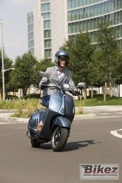 2015 Vespa 946