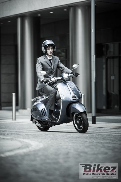 2015 Vespa 946