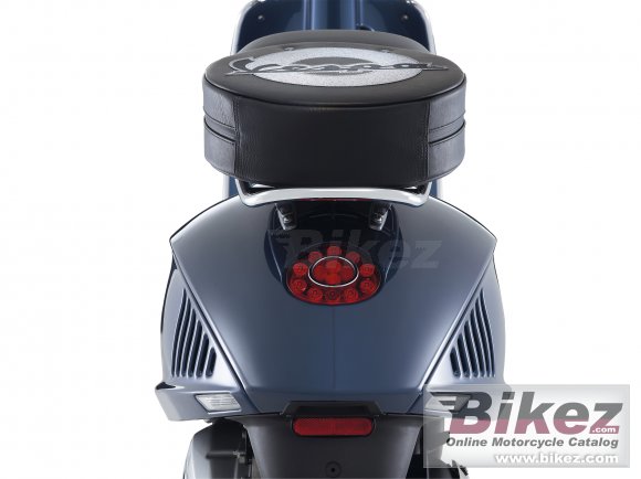 2015 Vespa 946