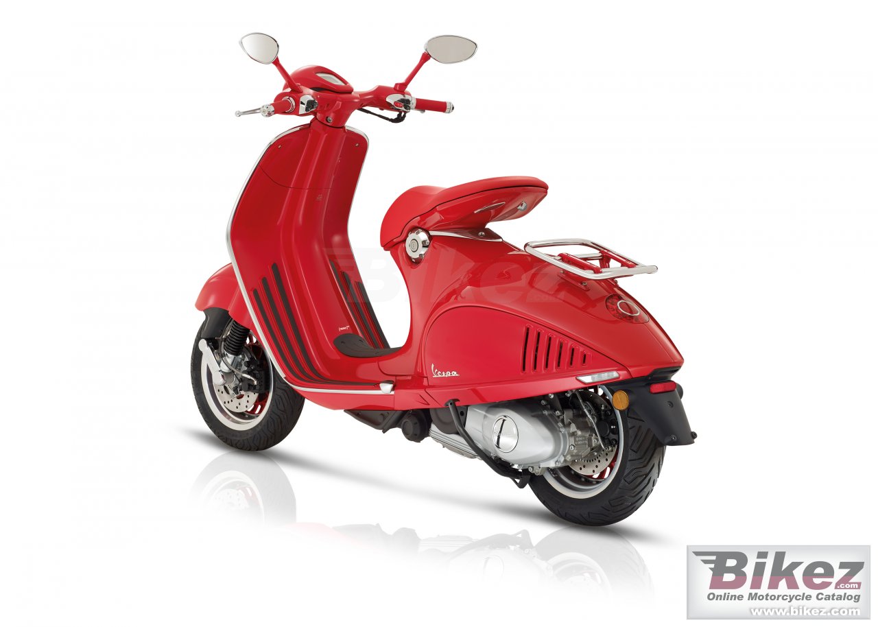 Vespa 946 RED