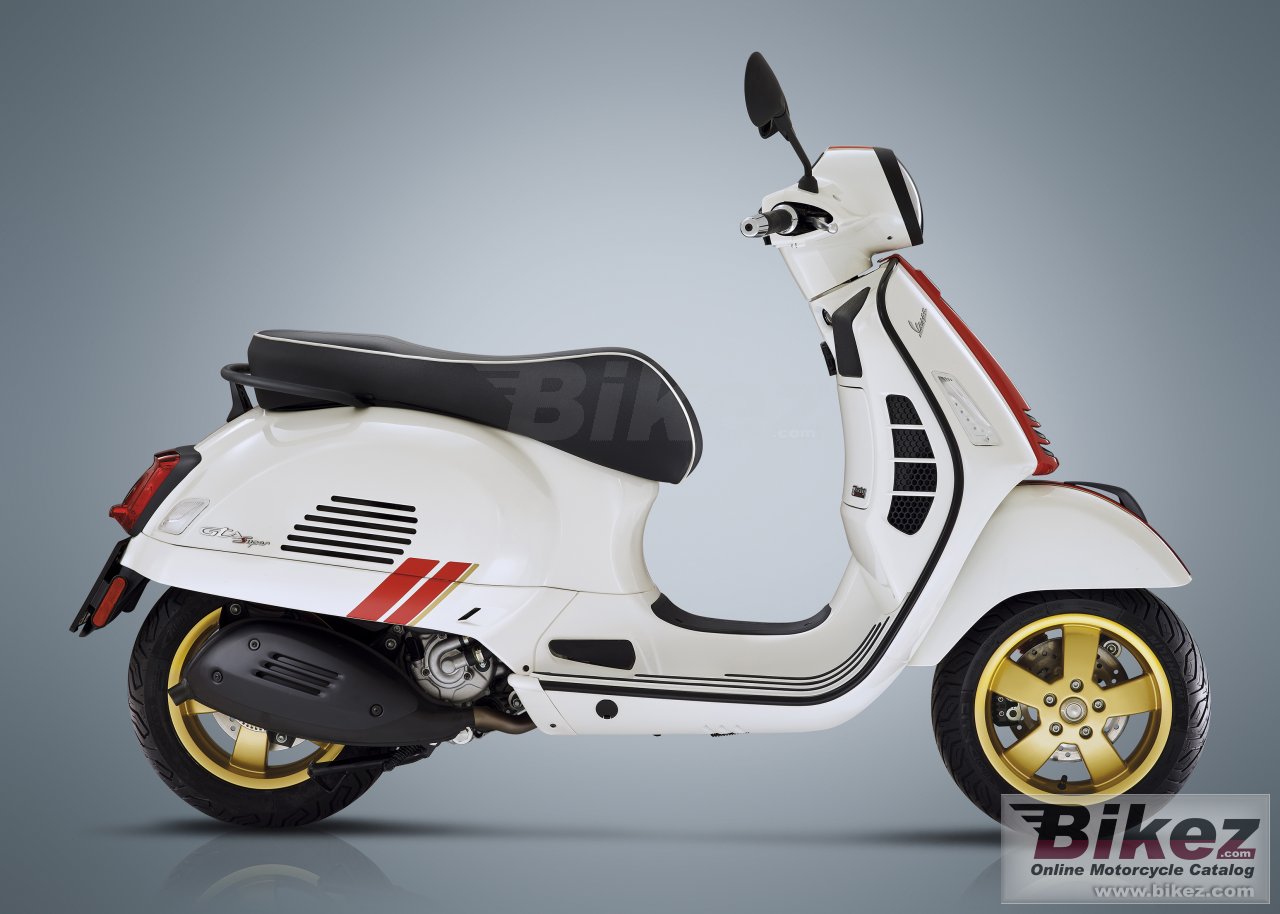 Vespa GTS Super Racing Sixties