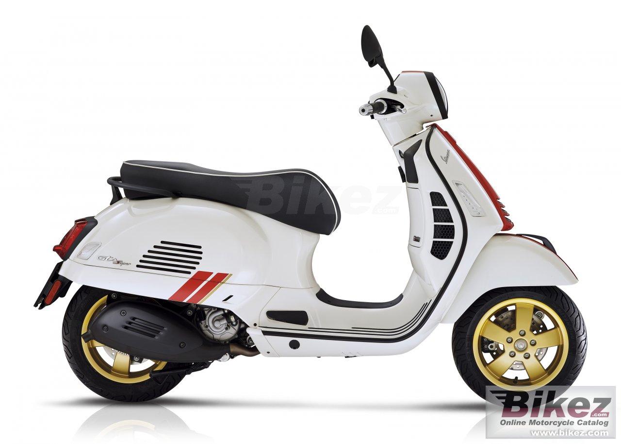 Vespa GTS Super Racing Sixties