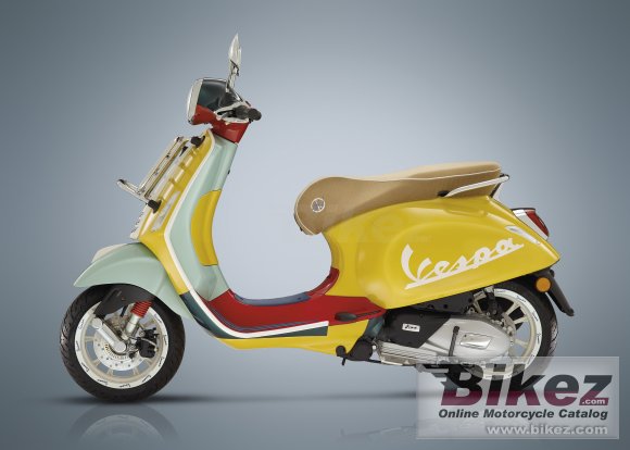 2020 Vespa Primavera Sean Wotherspoon