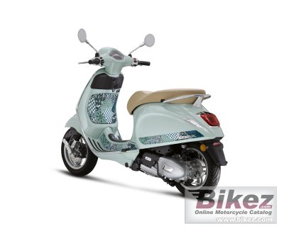 2025 Vespa Primavera 150 Batik