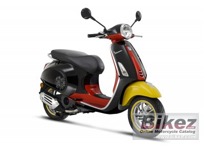 2025 Vespa Primavera Disney Mickey Mouse Edition