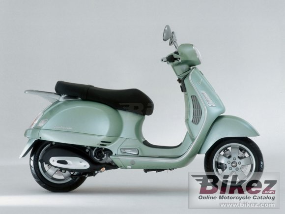 Vespa Granturismo 250