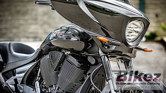 2015 Victory Cross Country 8-Ball