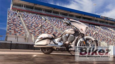 2016 Victory Magnum