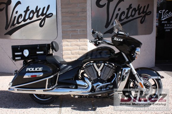 2017 Victory Police Commander I