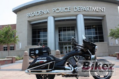 2017 Victory Police Commander I