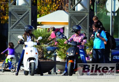 2012 Vmoto E-max