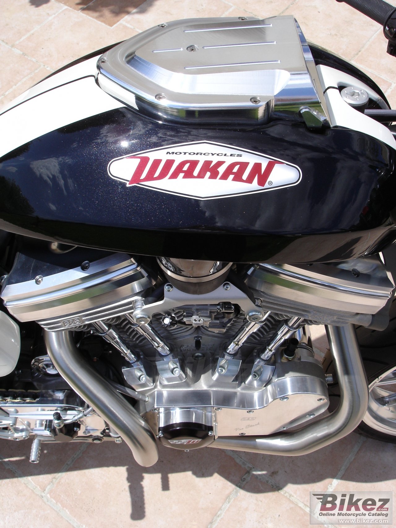 Wakan 100 Roadster