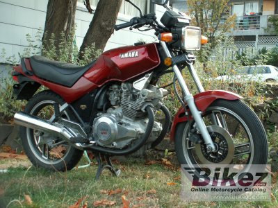 1983 Yamaha XS 400 DOHC (reduced effect) rated