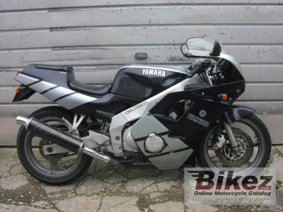 1988 Yamaha FZR 250