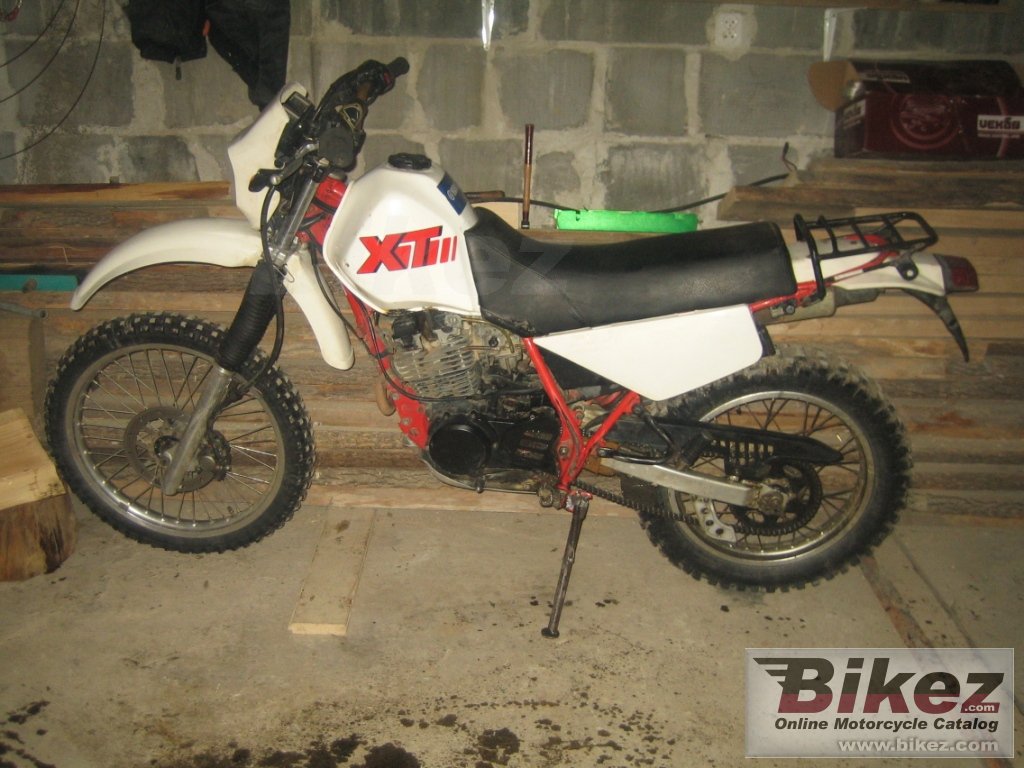 Yamaha XT 350