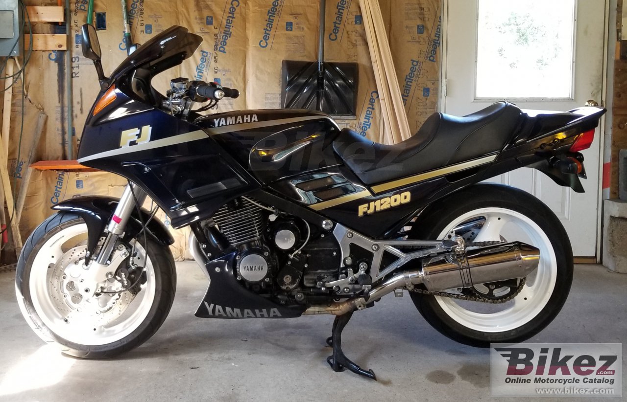 Yamaha FJ 1200