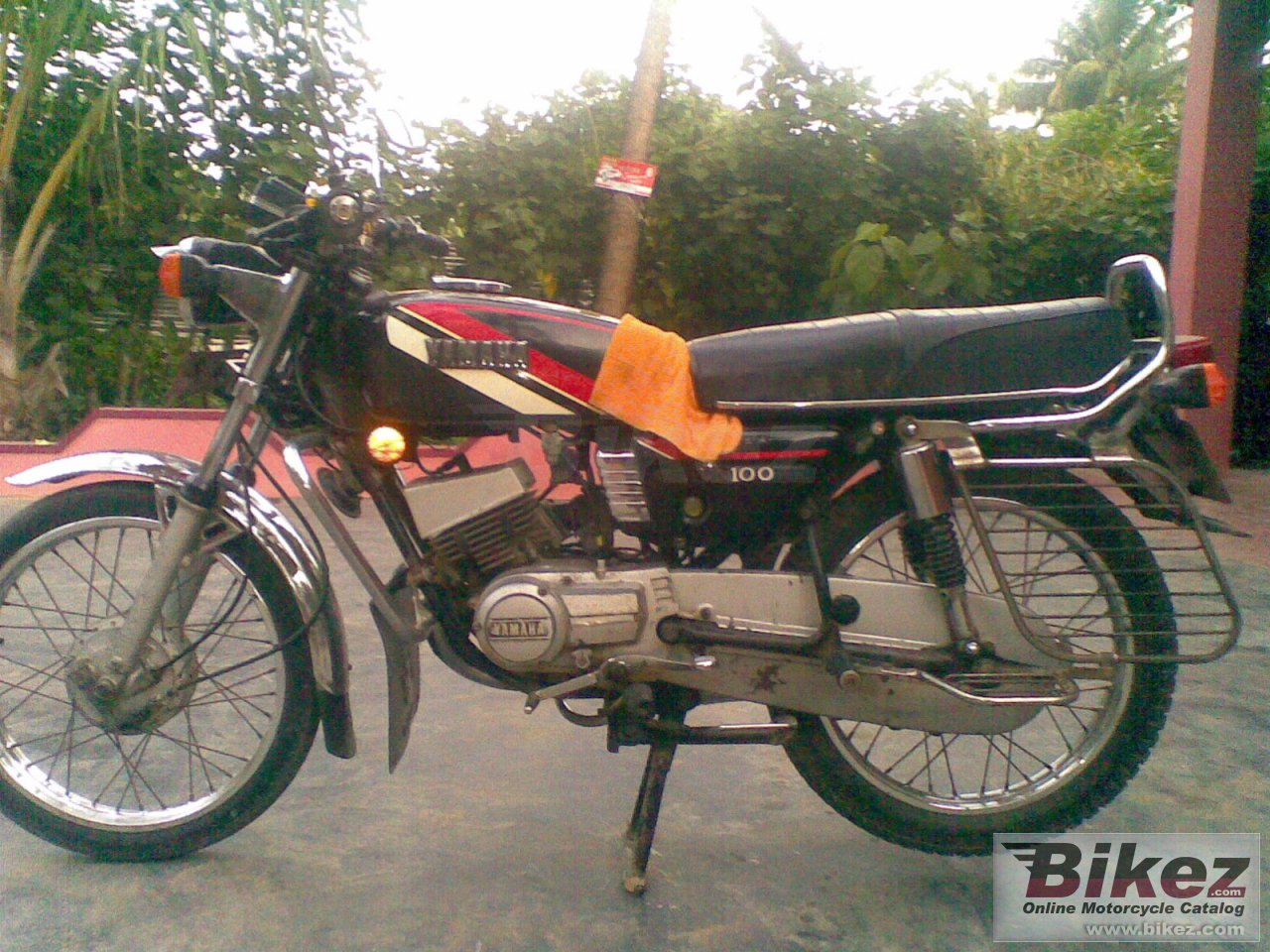 Yamaha RX 100