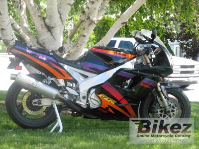 1994 Yamaha FZR 1000