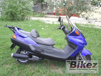1997 Yamaha YP 250