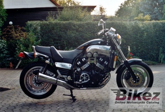 1998 Yamaha V-Max 1200