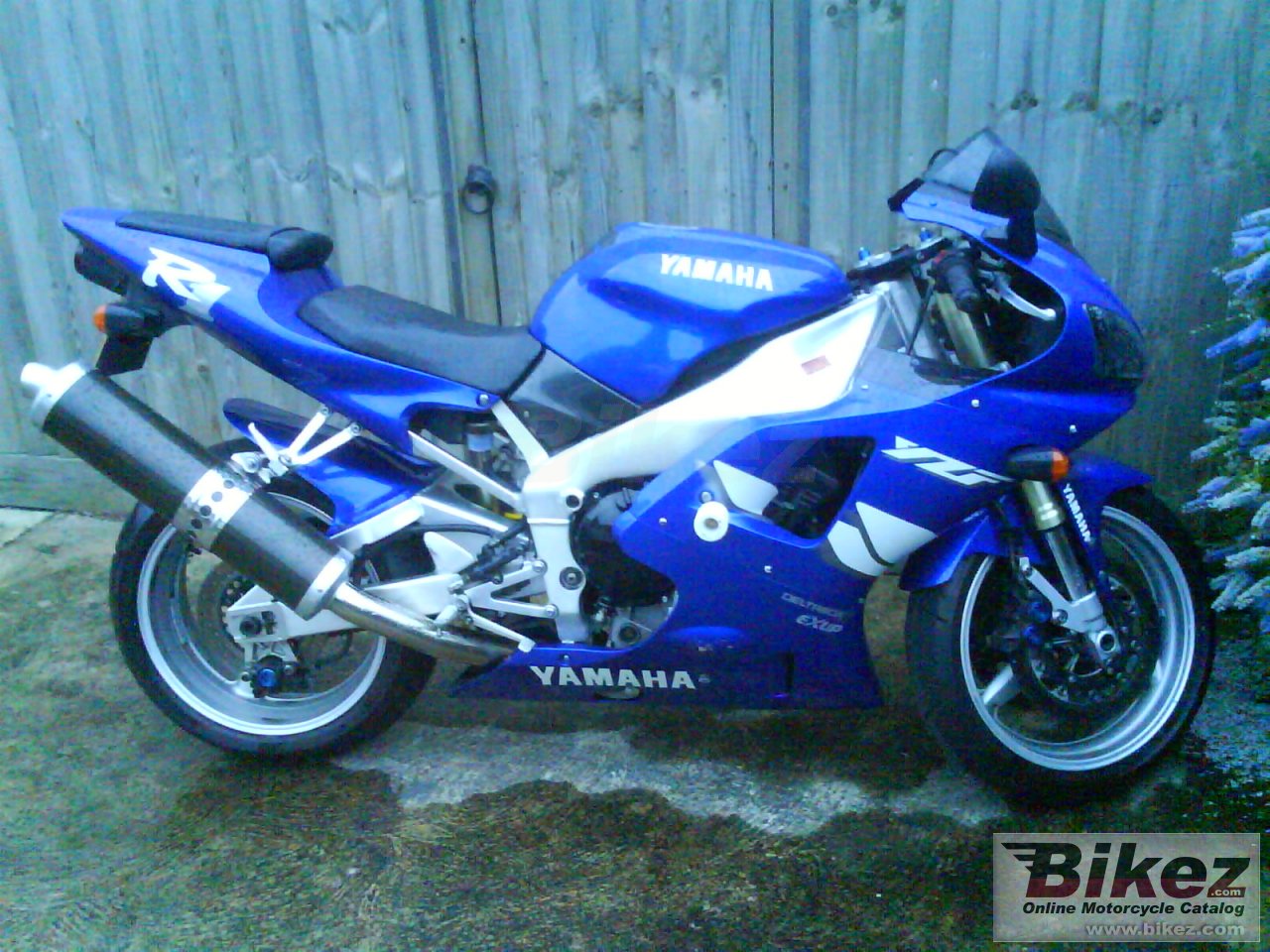 Yamaha YZF-R1