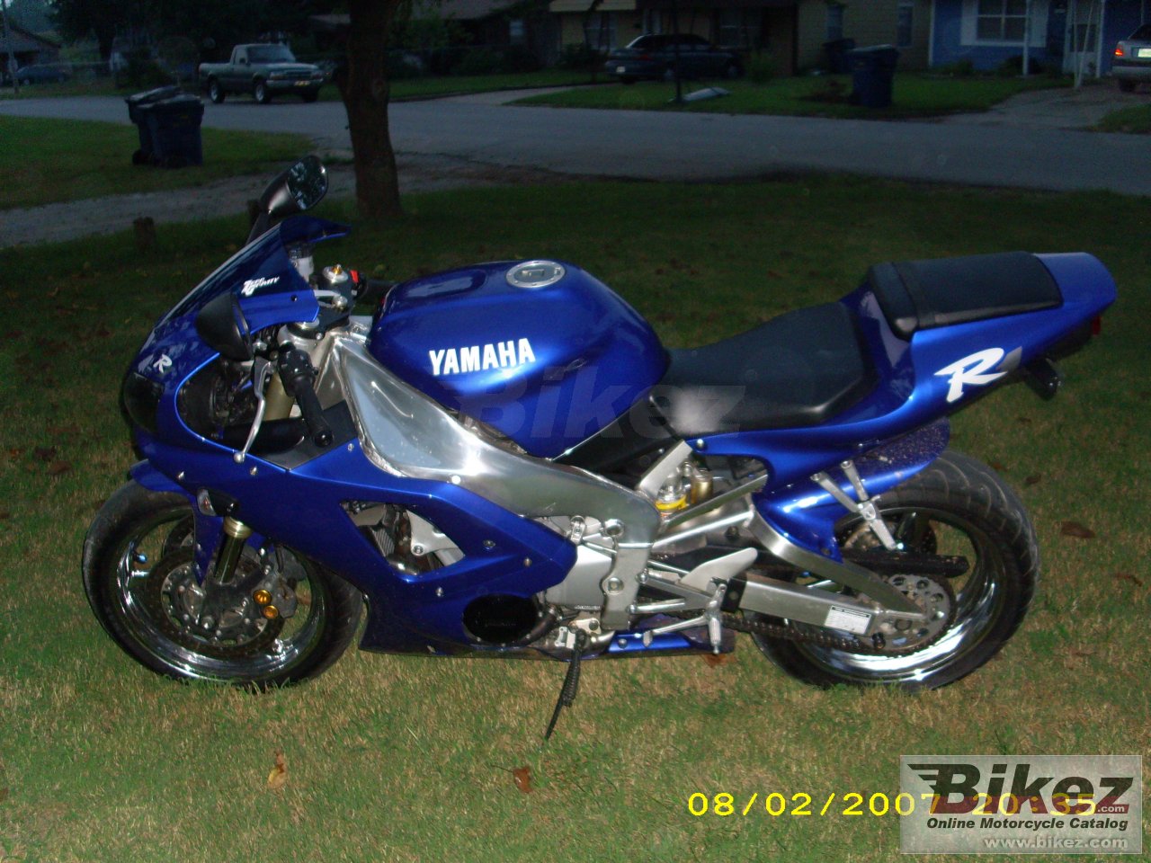 Yamaha YZF-R1