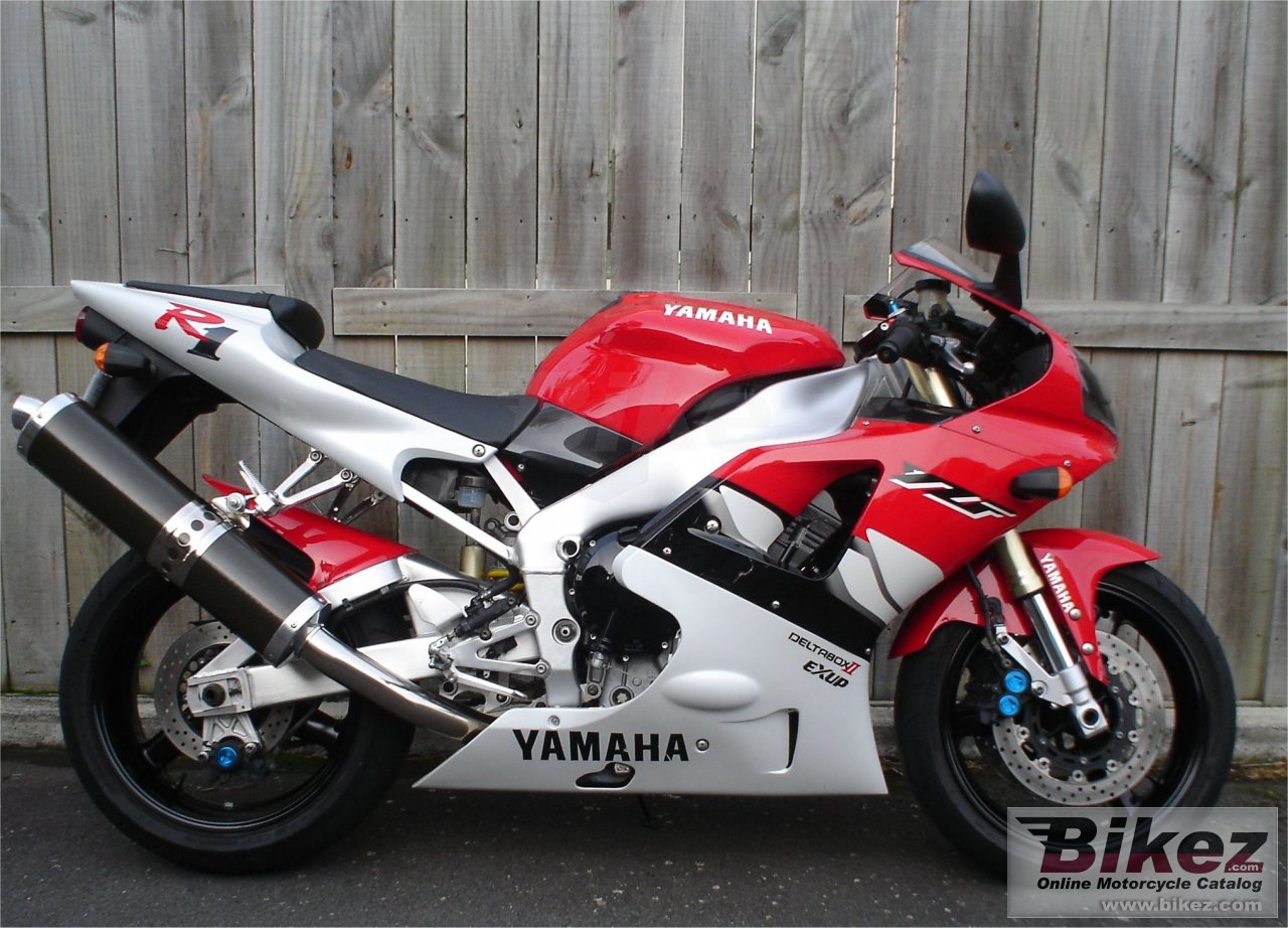 Yamaha YZF-R1