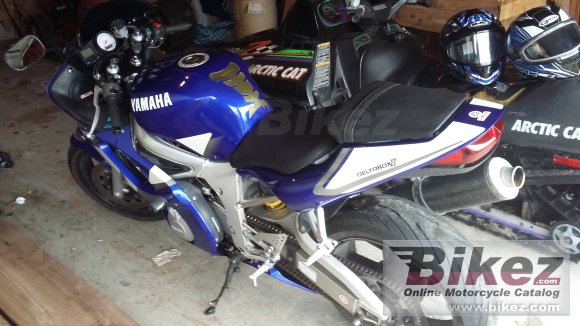 2000 Yamaha YZF-R6