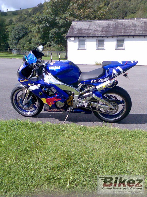 2000 Yamaha YZF-R1