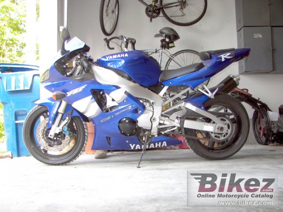 2000 Yamaha YZF-R1