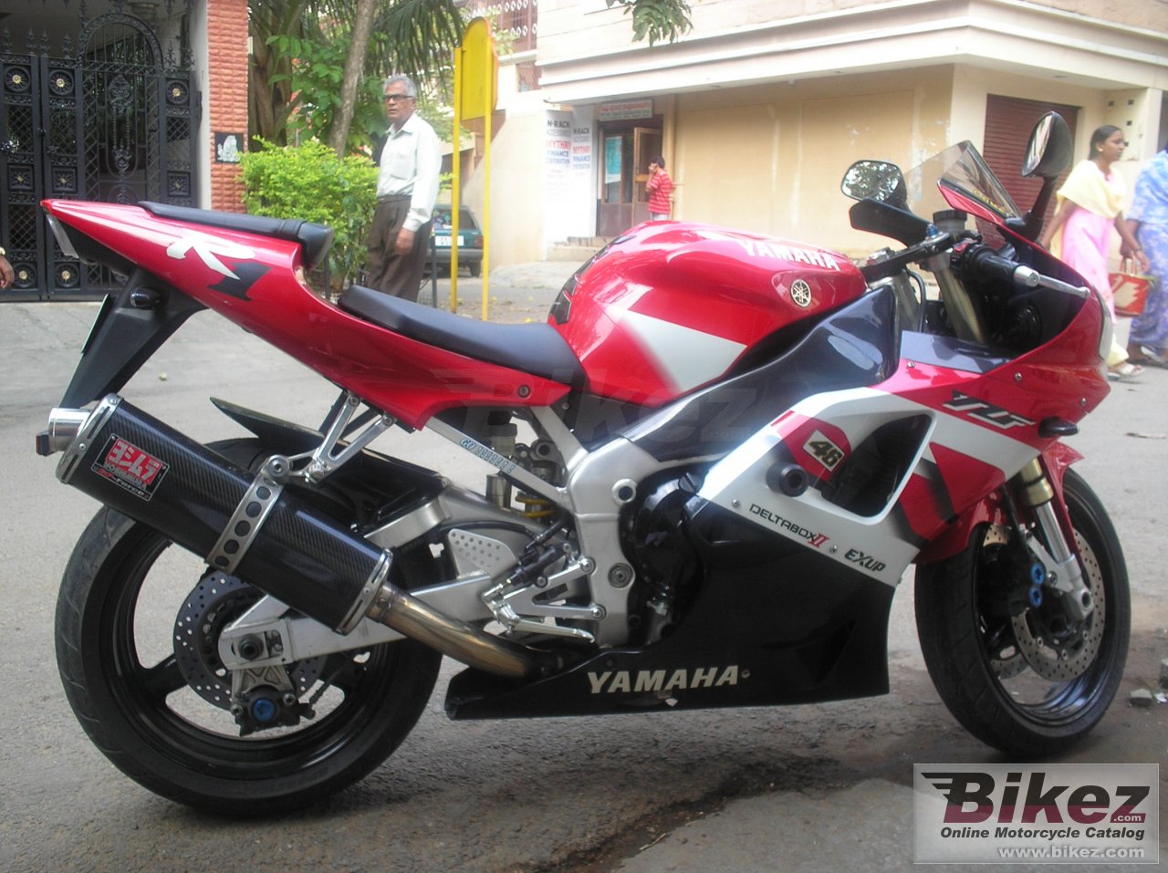 Yamaha YZF-R1