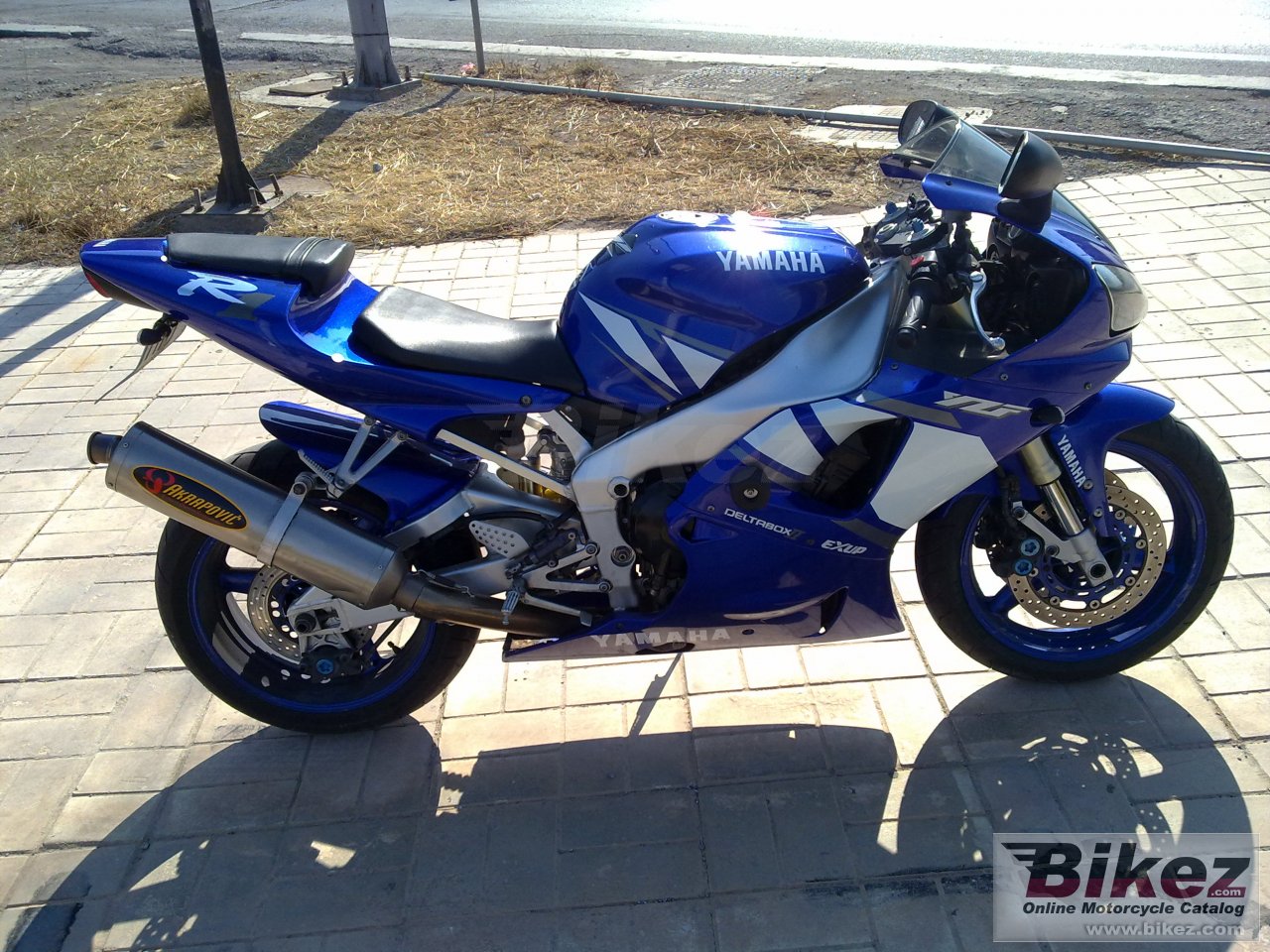 Yamaha YZF-R1