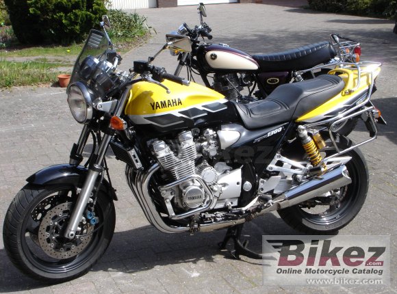 2001 Yamaha XJR 1300 SP
