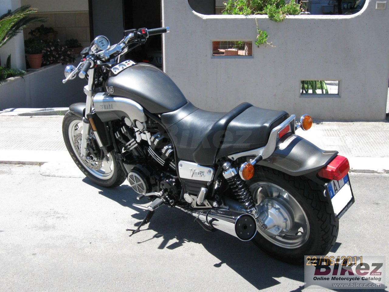 Yamaha V-Max 1200