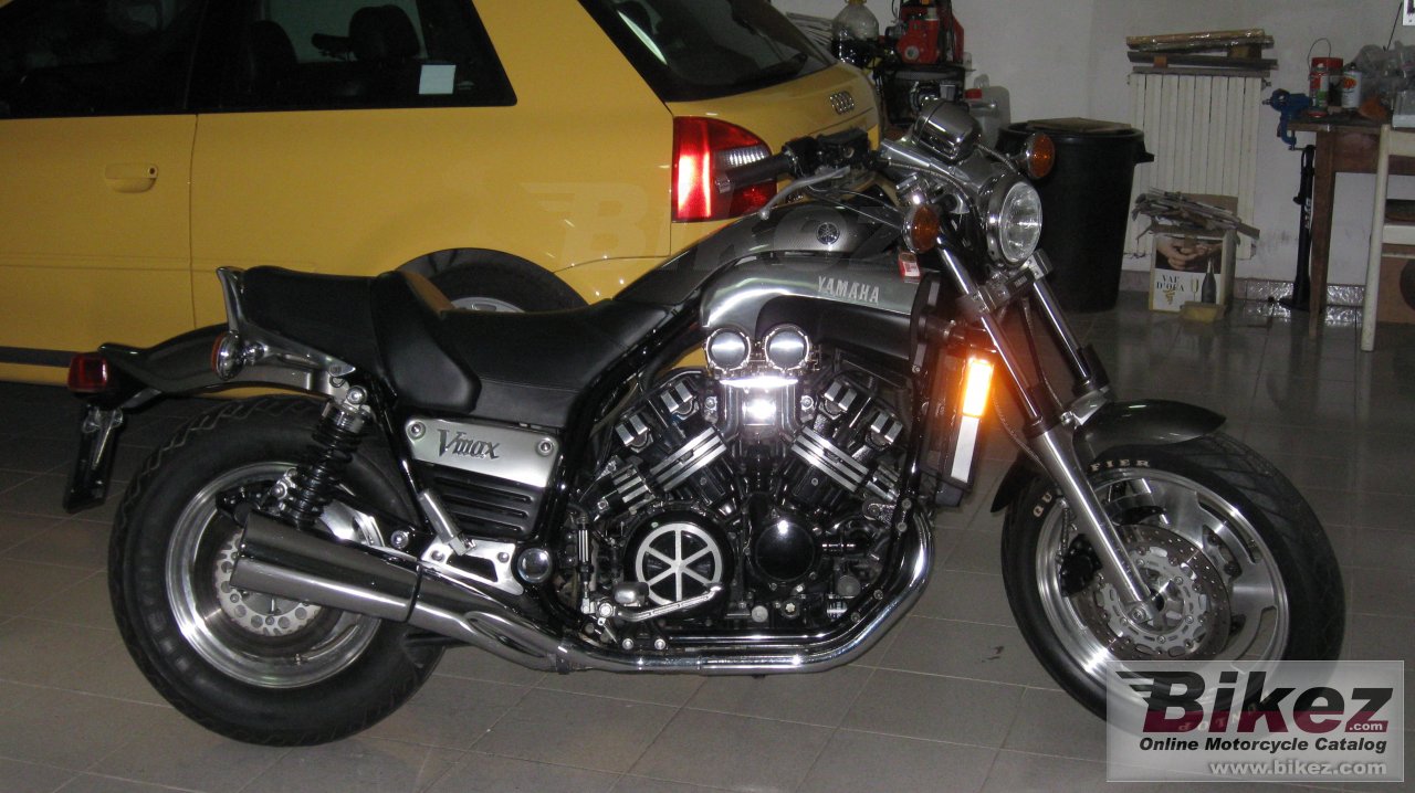 Yamaha V-Max 1200