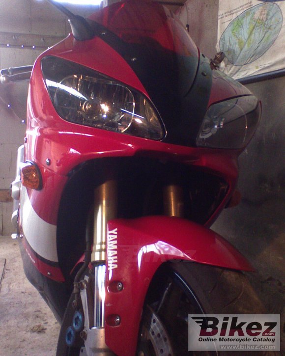 2001 R1 Front View Yamaha YZF-R1 gallery
