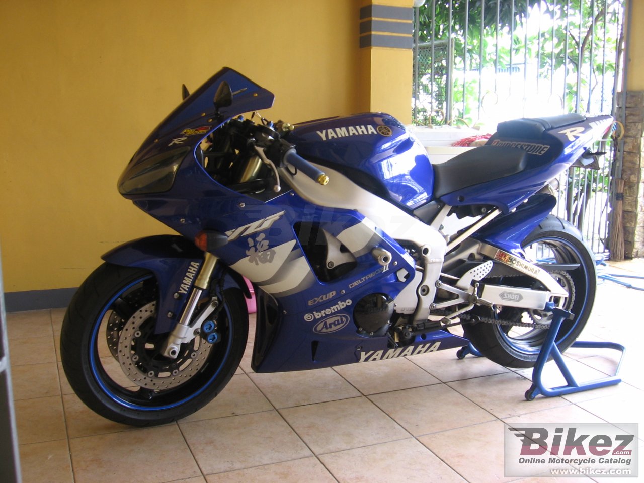 Yamaha YZF-R1