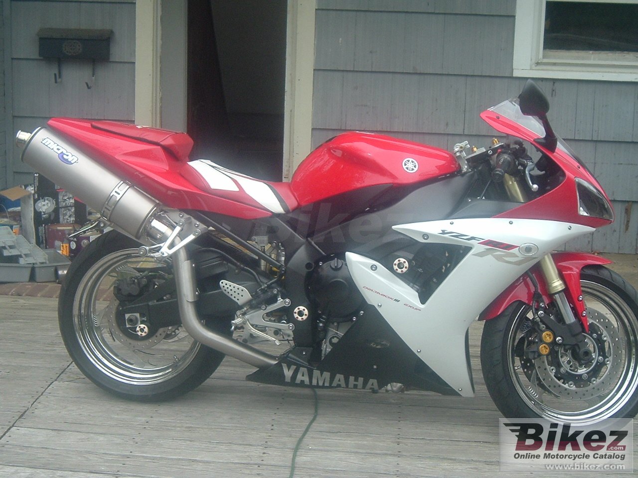 Yamaha YZF R1