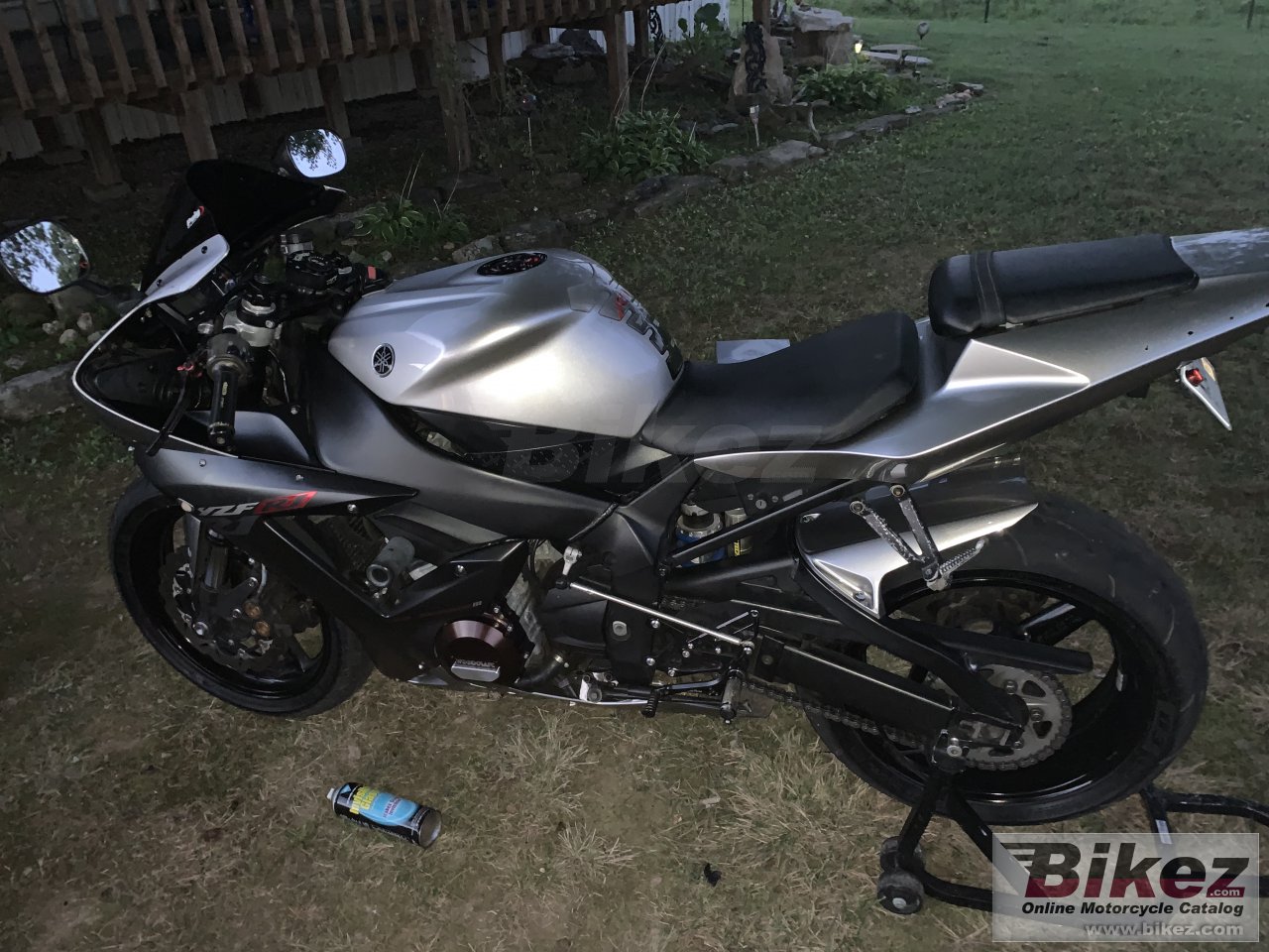 Yamaha YZF R1